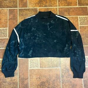 Nike cropped sweatshirt